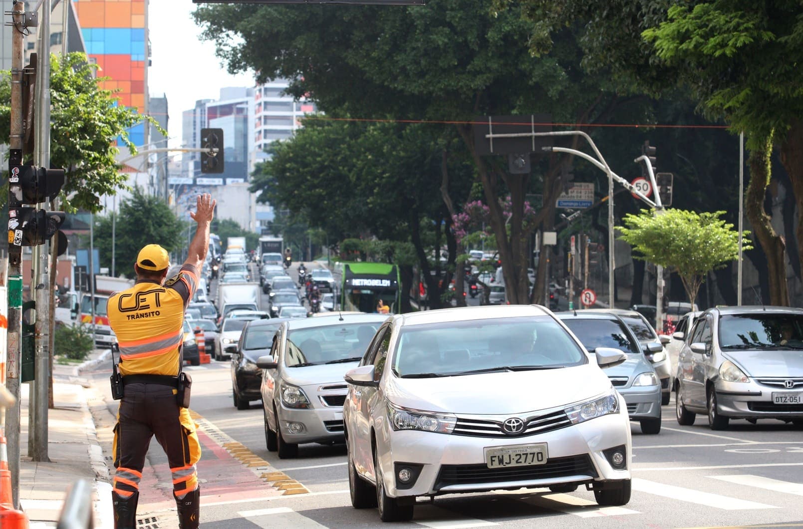 Rodízio em São Paulo: o que é, como funciona e por que isso importa pra você